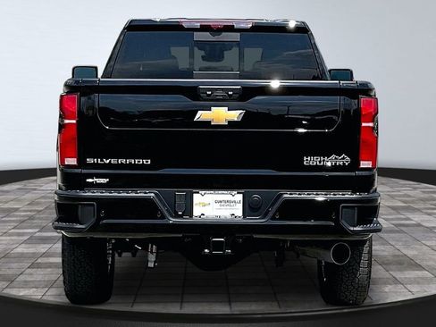 New 2026 Chevrolet Silverado 2500 High Country w/ High Country Premium Package AWD/4WD image 4