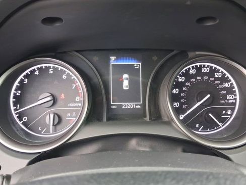 Used 2022 Toyota Camry SE FWD image 16