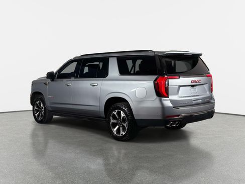 Used 2026 GMC Yukon XL AT4 Ultimate AWD/4WD image 5