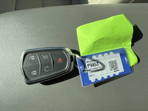 Used 2022 Cadillac XT6 Premium Luxury w/ Technology Package image 17