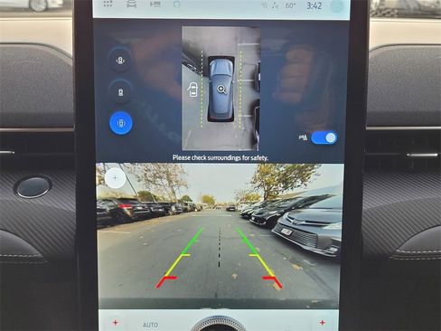 Used 2024 Ford Mustang Mach-E Select image 17