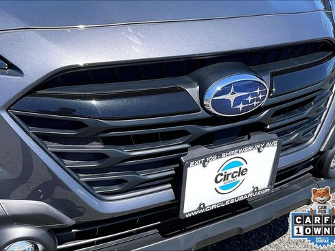 Certified 2024 Subaru Outback Onyx Edition AWD/4WD image 31
