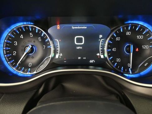 New 2026 Chrysler Pacifica Select image 36