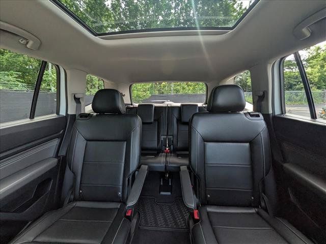 Used 2021 Volkswagen Atlas SEL AWD/4WD image 19