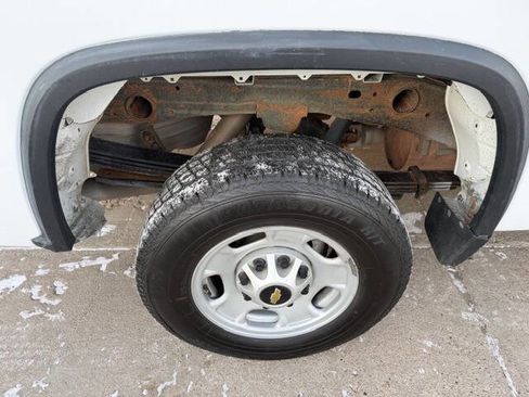 Used 2021 Chevrolet Silverado 2500 W/T w/ WT Fleet Convenience Package image 4