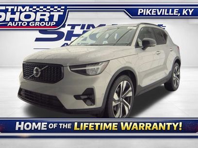 Used 2025 Volvo XC40 B5 Plus