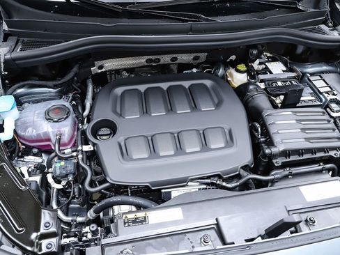 New 2026 Volkswagen Tiguan S image 65