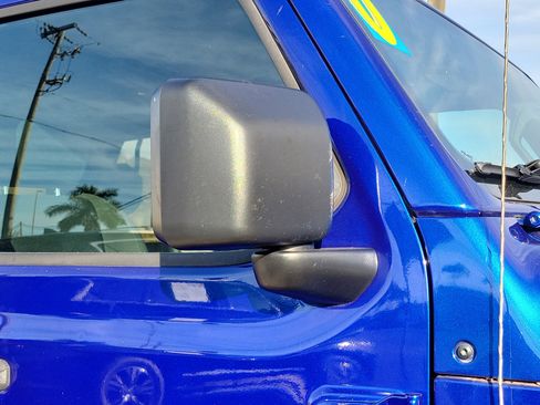 Used 2020 Jeep Wrangler Sport image 8