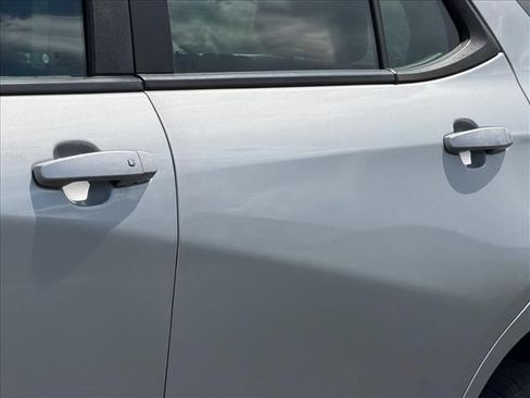 Used 2022 Chevrolet Equinox LS w/ LPO, Floor Liner Package AWD/4WD image 24