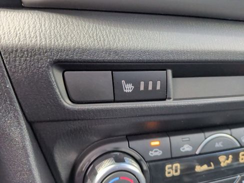 Used 2018 MAZDA MAZDA3 Touring image 26