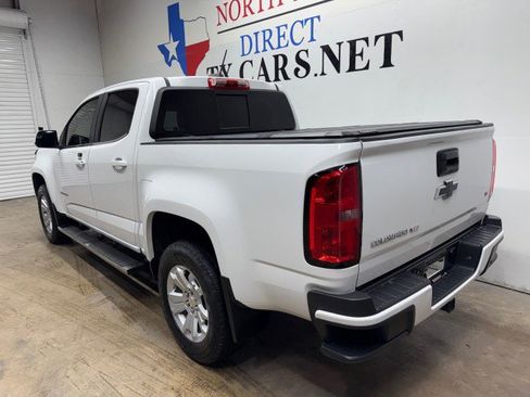 Used 2018 Chevrolet Colorado LT w/ LT Convenience Package RWD image 11