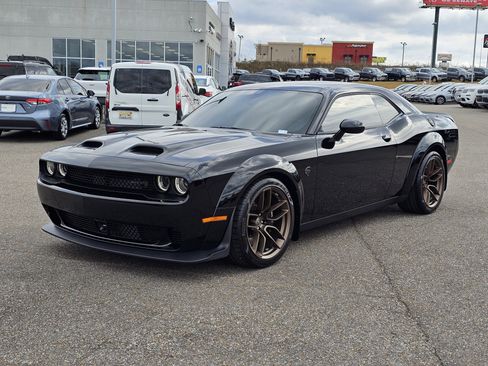 Used 2023 Dodge Challenger SRT Hellcat image 1