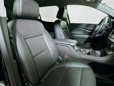 Used 2023 GMC Acadia SLT w/ Elevation Edition image 29