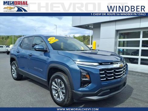 Used 2025 Chevrolet Equinox LT w/ Safety and Technology Package AWD/4WD image 1