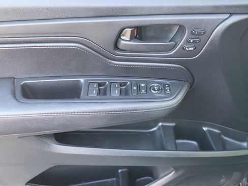 Used 2024 Honda Odyssey EX-L image 29