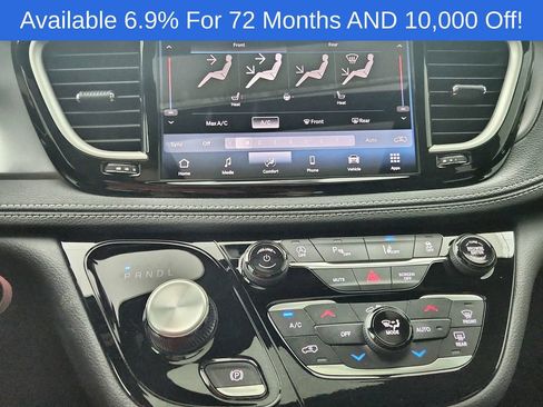 New 2026 Chrysler Pacifica Select w/ S Appearance Package FWD image 26