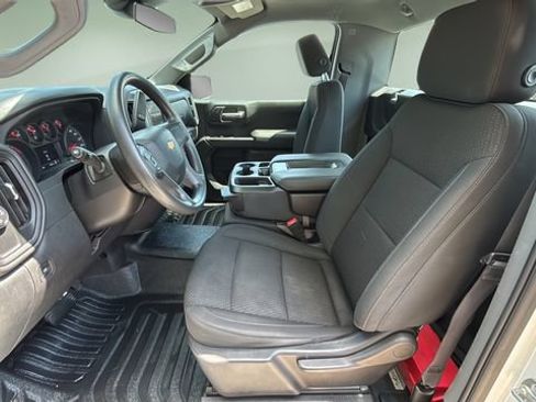 Used 2025 Chevrolet Silverado 1500 W/T RWD image 17