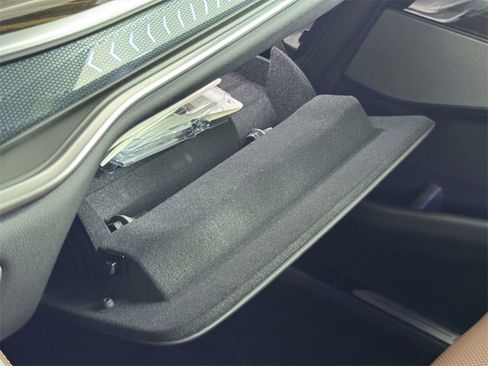 Used 2025 BMW X5 xDrive50e image 31