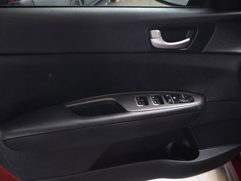 Used 2019 Kia Optima S FWD image 16