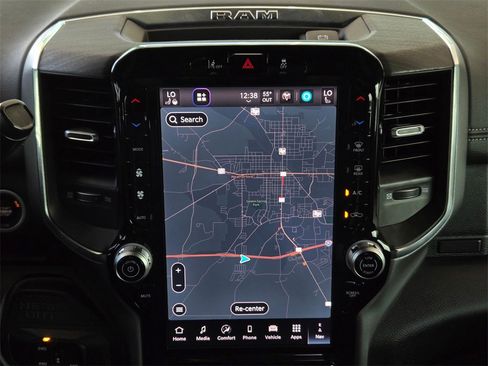 Used 2025 RAM 2500 Laramie w/ Night Edition image 16