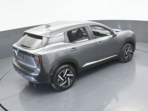 Used 2025 Nissan Kicks SV image 49