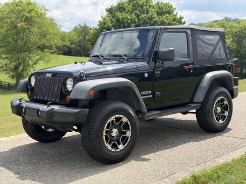 Used 2013 Jeep Wrangler Sport w/ Trailer Tow Group AWD/4WD image 4