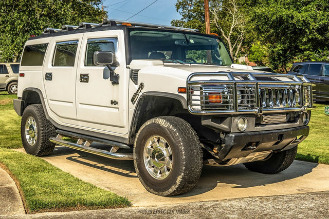 Used 2003 HUMMER H2 w/ Preferred Equipment Group AWD/4WD image 12