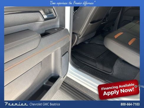Used 2024 GMC Sierra 2500 AT4 w/ AT4 Premium Plus Package AWD/4WD image 17