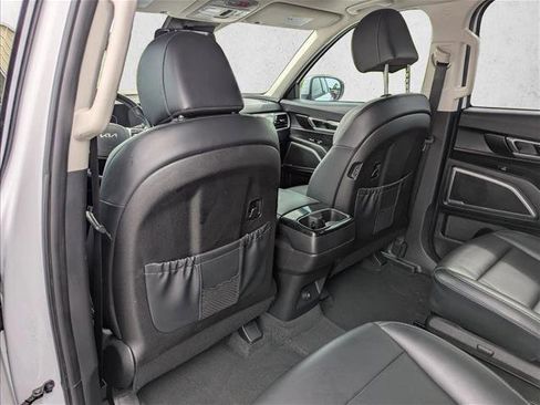 Used 2024 Kia Telluride S w/ S Sunroof Package FWD image 25