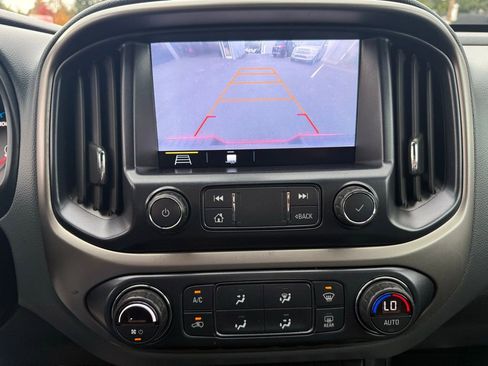 Used 2019 Chevrolet Colorado Z71 image 24