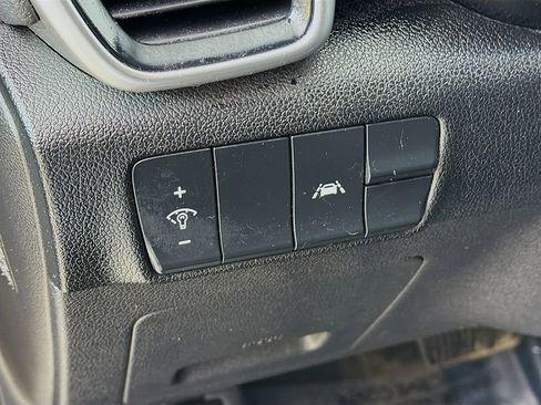 Used 2020 Kia Sportage LX image 24