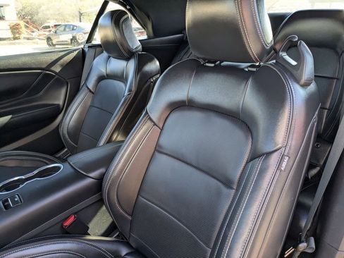 Used 2025 Ford Mustang Premium image 14