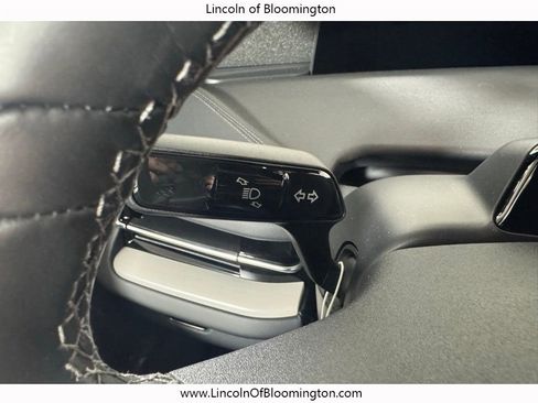 New 2026 Lincoln Navigator L Reserve AWD/4WD image 47