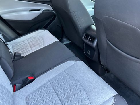 Used 2024 Chevrolet Equinox LT image 19