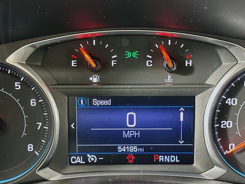Used 2019 Chevrolet Equinox LT FWD image 19
