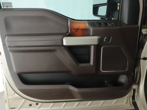 Used 2017 Ford F250 King Ranch w/ FX4 Off-Road Package image 3