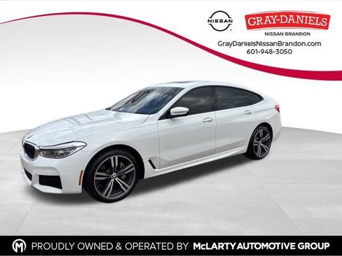 Used 2018 BMW 640i Gran Turismo xDrive image 1