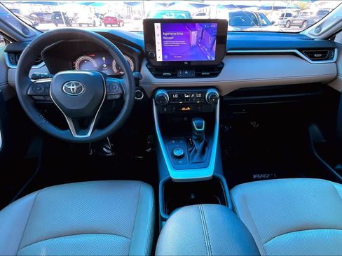 Used 2024 Toyota RAV4 Limited image 15