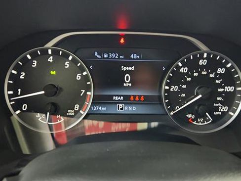 Certified 2025 Nissan Frontier SV image 36