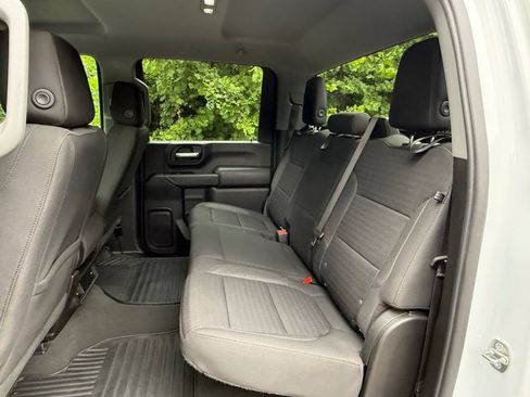 Used 2023 Chevrolet Silverado 2500 LT AWD/4WD image 17