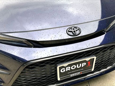 Used 2023 Toyota Corolla SE image 28