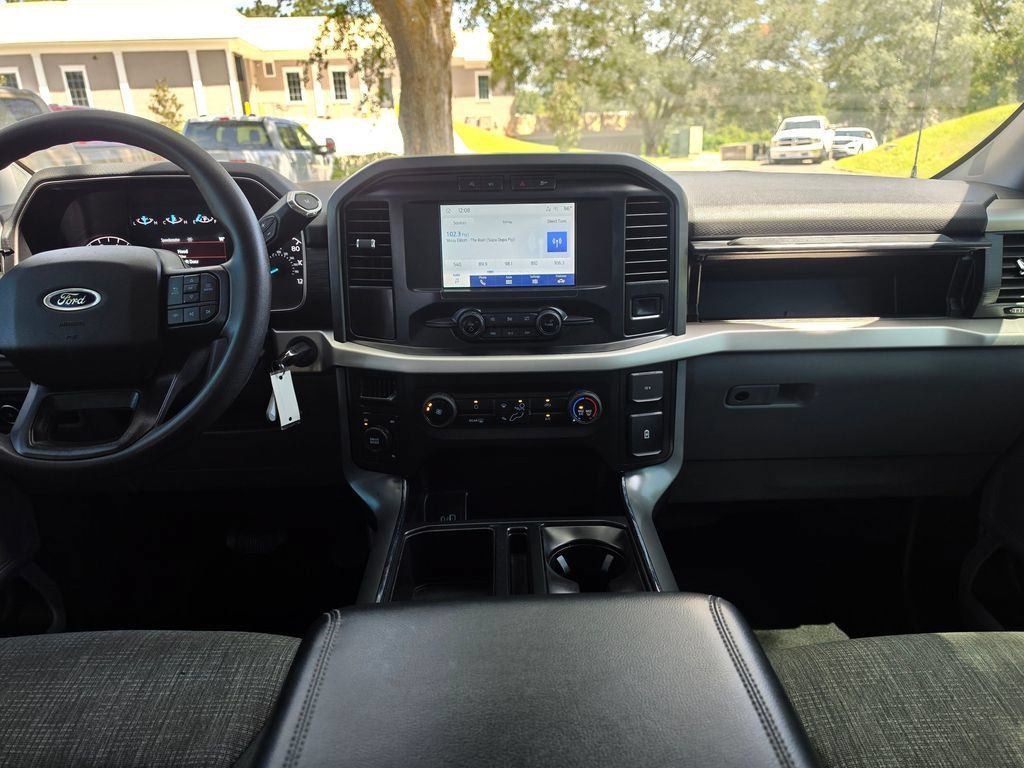 Used 2021 Ford F150 XLT AWD/4WD image 16