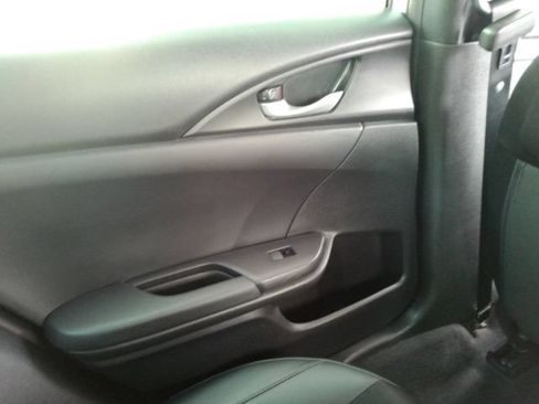Used 2021 Honda Civic Sport image 25