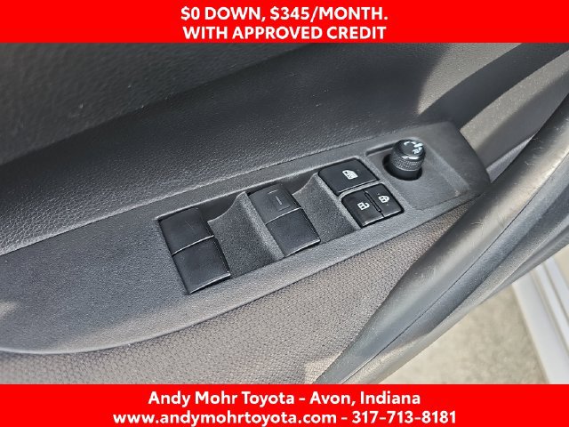 Used 2021 Toyota Corolla LE FWD image 12