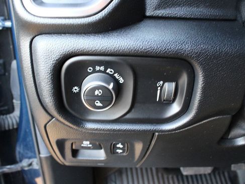 Used 2020 RAM 1500 Sport w/ Level 2 Equipment Goup w/2_L image 96