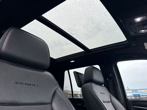 Used 2021 GMC Yukon Denali image 20