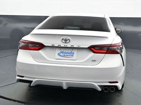 Used 2023 Toyota Camry SE w/ Convenience Package FWD image 6