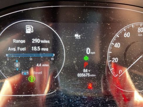 Used 2022 Honda Accord Sport image 11