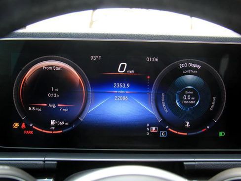 Used 2020 Mercedes-Benz GLE 350 w/ Premium Package image 13