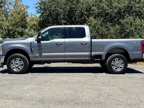 Certified 2024 Ford F250 Lariat AWD/4WD image 7